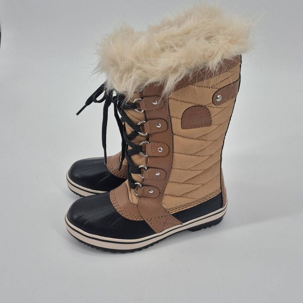 Sorel Tofino II Faux Fur Lined Girls Size 3 Waterproof Boots